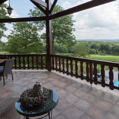 Villa Faro Durbuy - vakantiehuis huren met terras met uitzicht over de Ardennen